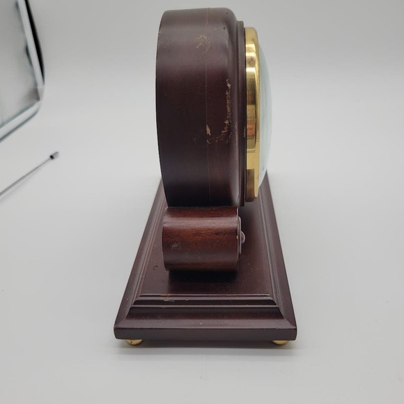 Beautiful Bulova‎ Cherry Wood Mantel Clock Colonial Style Rare - Picture 6 of 11